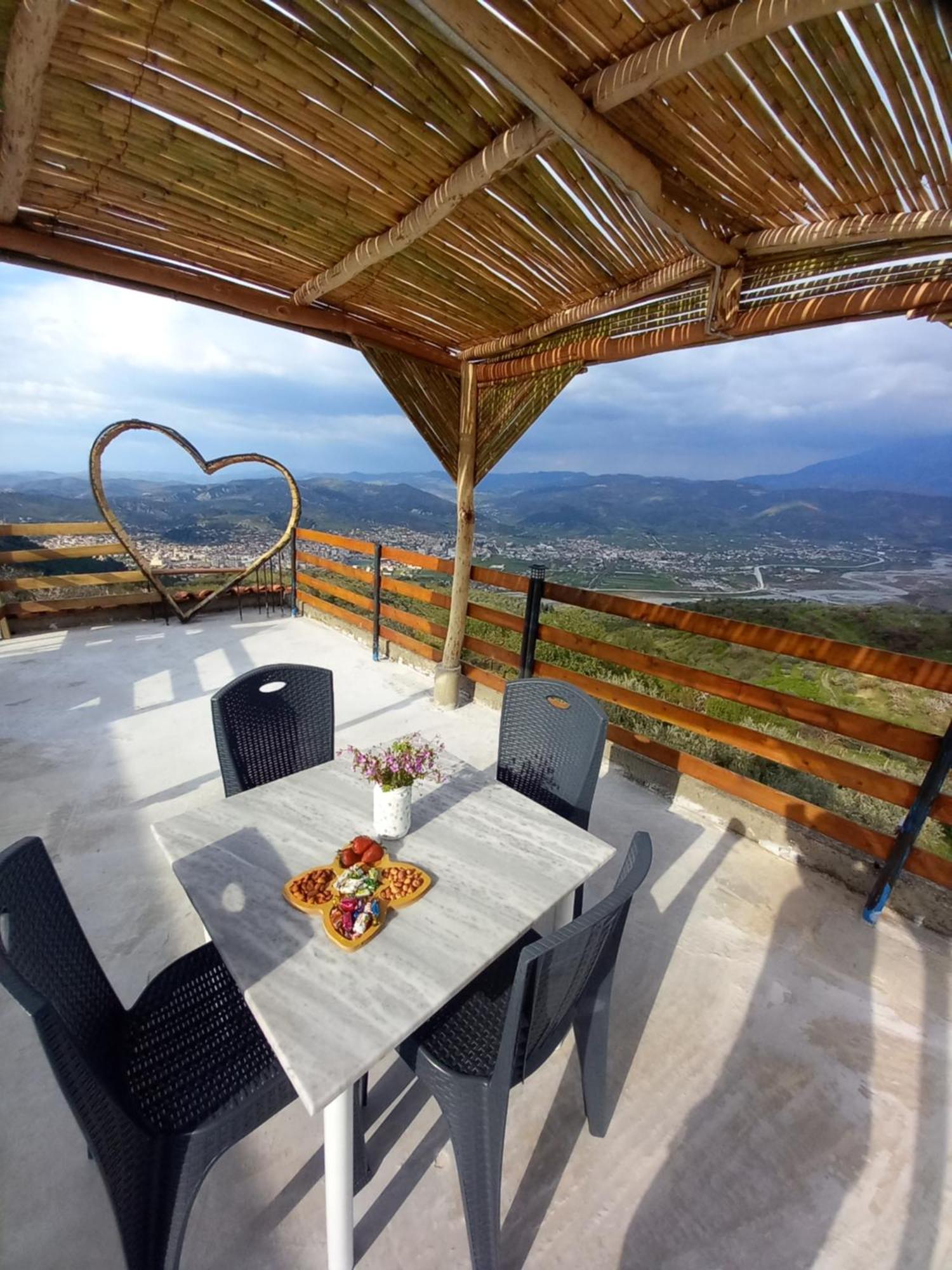 Vila Dean Berat Exterior photo
